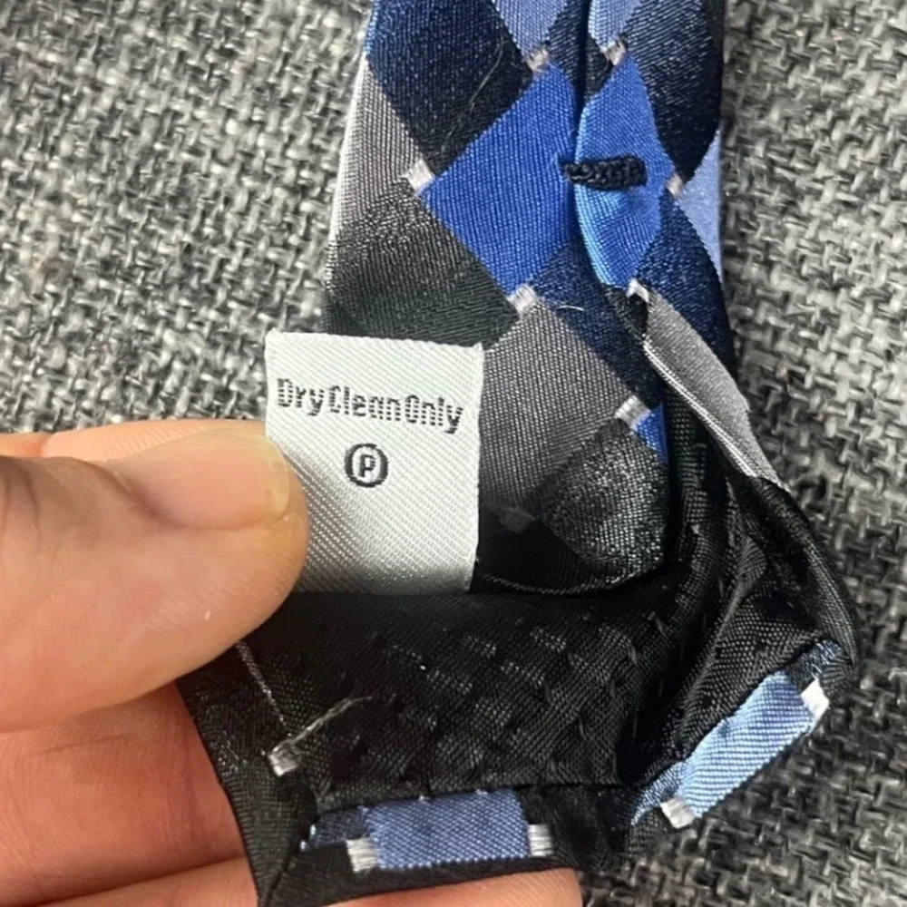 Geoffrey Beene Mens Blue Grey Black Basketweave 100% Silk Hand Made Necktie